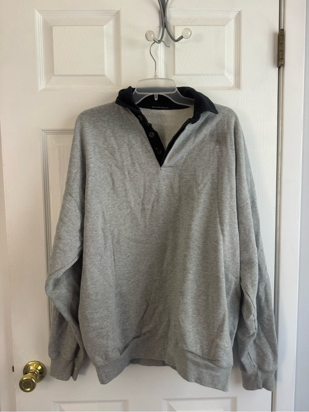 Brandy Melville Heather Gray Pullover Sweater with Contrast Navy Collar